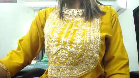Kaira online show from 13, 4, 2026