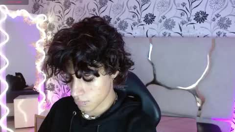Snapshot of kaisage_tay chatting on 20, 4, 2026 kaisage_tay online show from 20, 4, 2026