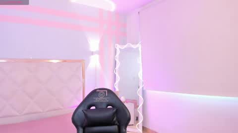 Snapshot of kaisage_tay chatting on 25, 4, 2026 kaisage_tay online show from 25, 4, 2026