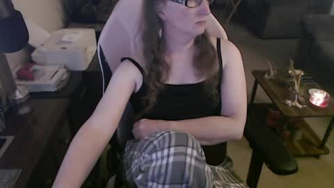 Snapshot of kait331 chatting on 23, 4, 2026 Camprincess331 online show from 23, 4, 2026