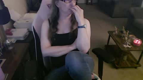 Snapshot of kait331 chatting on 4, 5, 2026 Camprincess331 online show from 4, 5, 2026