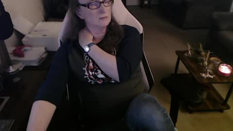 Snapshot of kait331 chatting on 10, 5, 2026 Camprincess331 online show from 10, 5, 2026