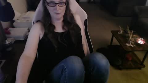 Snapshot of kait331 chatting on 5, 6, 2026 Camprincess331 online show from 5, 6, 2026