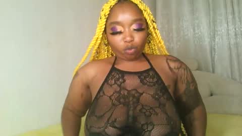 Snapshot of kakey_love chatting on 2, 12, 2024 kakey love online show from 2, 12, 2024