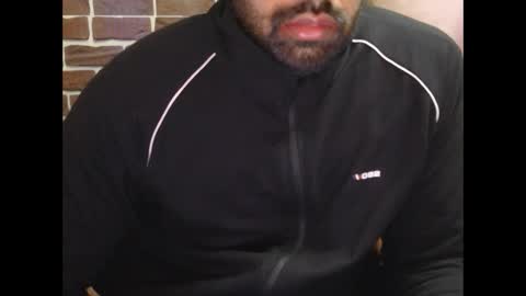 Vicky online show from 2, 1, 2025