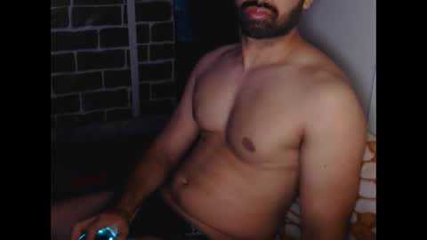 Vicky online show from 4, 1, 2025