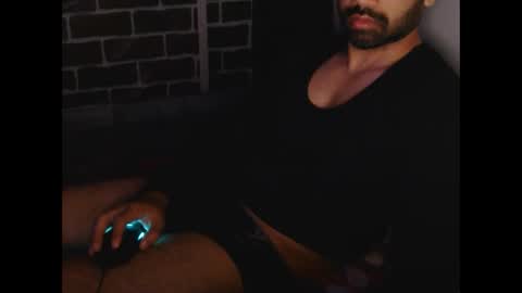 Vicky online show from 5, 1, 2025