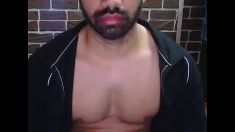 Vicky online show from 6, 1, 2025