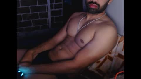 Vicky online show from 3, 2, 2025