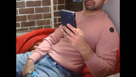 Vicky online show from 7, 3, 2025