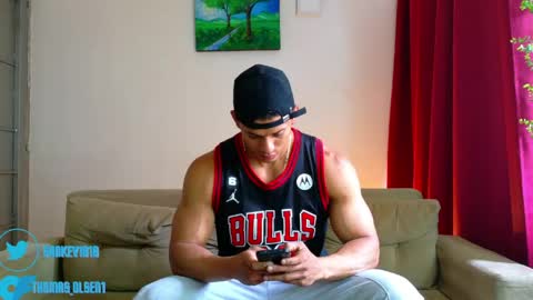 Snapshot of kale_tomson chatting on 8, 6, 2026 kale thomson online show from 8, 6, 2026
