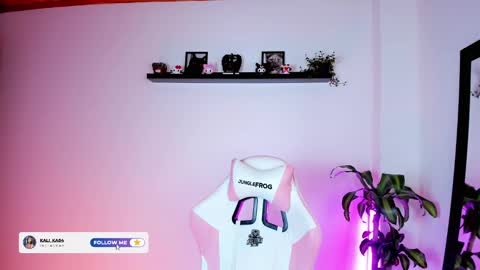 Kali Ka Please help me with your thumbs up its important   dont forget my birthday on October 26 online show from 29, 10, 2025