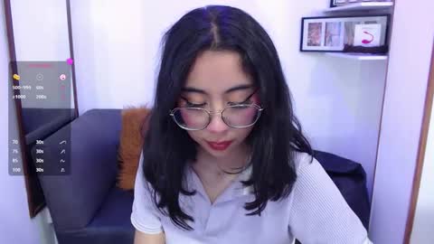 Snapshot of kalilowe_ chatting on 13, 11, 2025 Kali online show from 13, 11, 2025