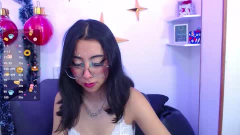 Snapshot of kalilowe_ chatting on 22, 12, 2025 Kali online show from 22, 12, 2025