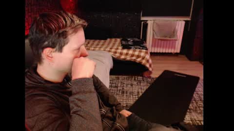 Snapshot of kalimon98 chatting on 1, 2, 2025 Josh online show from 1, 2, 2025