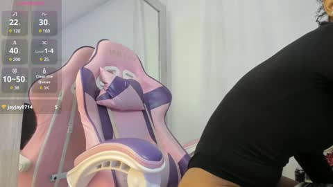    online show from 12, 12, 2024