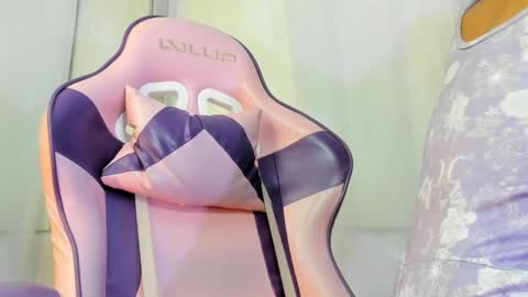    online show from 3, 2, 2025