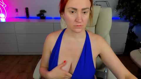 Snapshot of kamilahot25 chatting on 19, 10, 2025 kamilahot25 online show from 19, 10, 2025