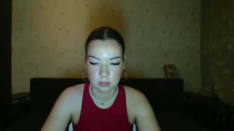 Snapshot of kamilla_kissesu chatting on 17, 9, 2025 Camilla online show from 17, 9, 2025