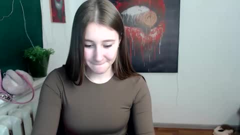 kamilla_love_ online show from 13, 1, 2026