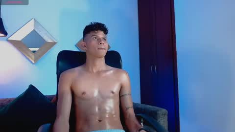 Snapshot of kamisuarezz chatting on 28, 4, 2026 Kami online show from 28, 4, 2026