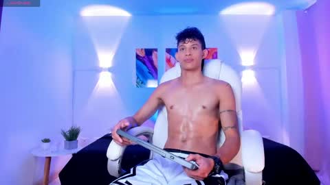 Snapshot of kamisuarezz chatting on 19, 5, 2026 Kami online show from 19, 5, 2026