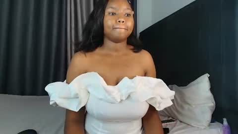 kandy_sweetss online show from 9, 6, 2026