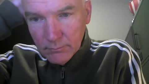 Robbie online show from 18, 11, 2025