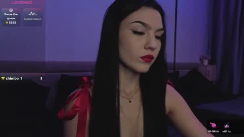 kara_life online show from 10, 10, 2025