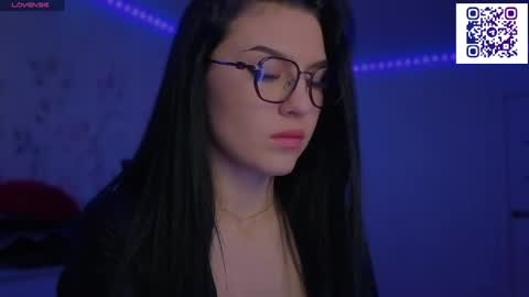 kara_life online show from 25, 5, 2026