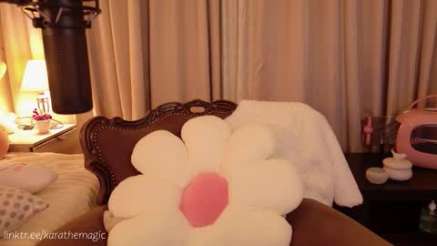 I am here around 5am GMT karathemagic online show from 21, 12, 2025