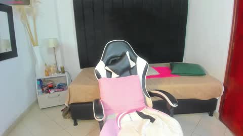 karen_adamss online show from 10, 1, 2026