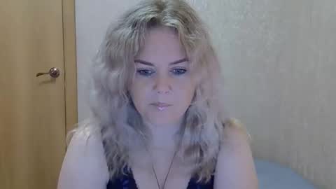 Snapshot of karennelsonx chatting on 16, 9, 2025 karennelsonx online show from 16, 9, 2025