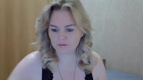 Snapshot of karennelsonx chatting on 7, 10, 2025 karennelsonx online show from 7, 10, 2025