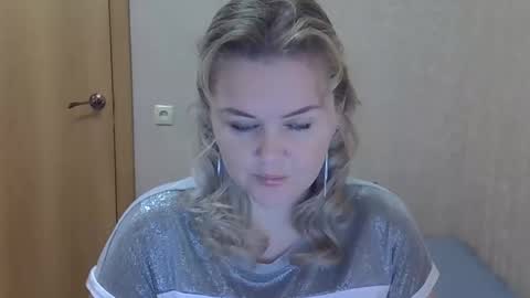 karennelsonx online show from 3, 12, 2025