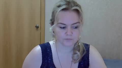 karennelsonx online show from 1, 4, 2026