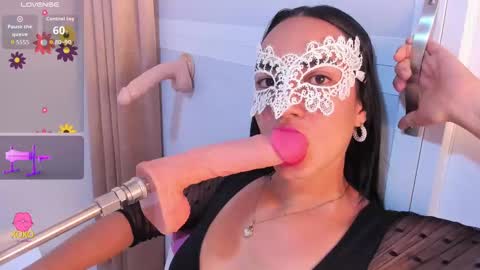Snapshot of kari_xoxo_ chatting on 25, 10, 2025 Karina xoxo online show from 25, 10, 2025