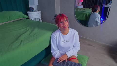 Karina online show from 5, 2, 2025