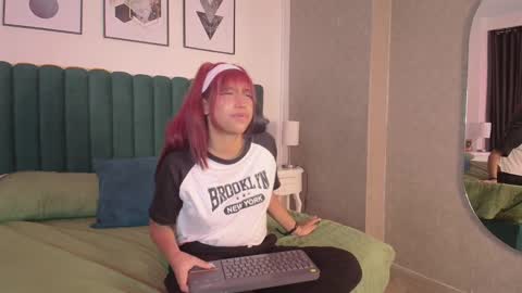 Karina online show from 7, 2, 2025