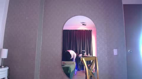 Karina online show from 11, 2, 2025