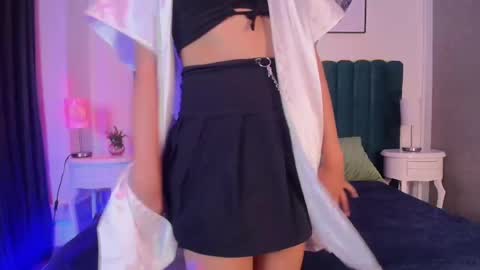 Karina online show from 5, 3, 2025