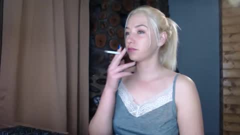 karina online show from 15, 12, 2025