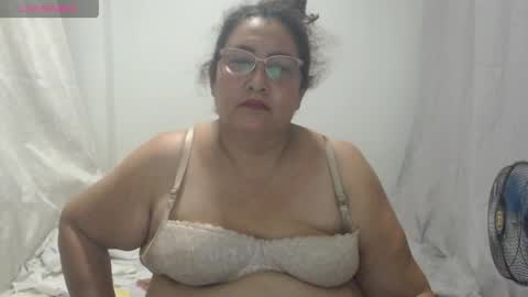 Karina online show from 14, 4, 2026