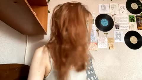 Snapshot of karinamuccia chatting on 14, 4, 2026 Karina online show from 14, 4, 2026