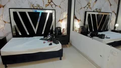 KarinaSimonz online show from 4, 12, 2025