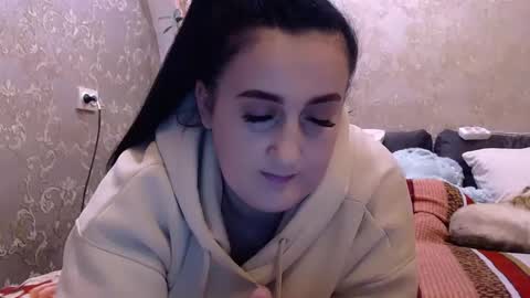 Snapshot of karinkabrunetka2 chatting on 24, 1, 2025 karinkabrunetka2 online show from 24, 1, 2025