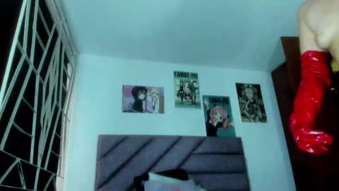 KARINNA  RAVEN online show from 13, 10, 2025