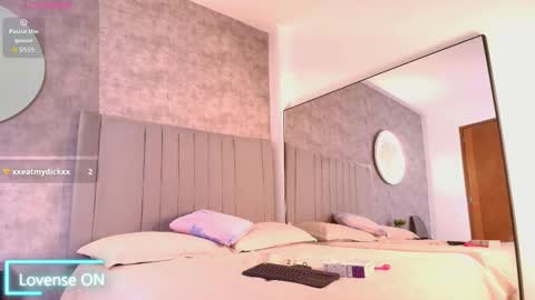 Snapshot of karla__ruiz chatting on 19, 9, 2025 Karla online show from 19, 9, 2025