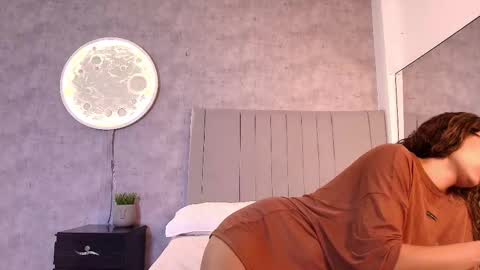 Snapshot of karla__ruiz chatting on 24, 11, 2025 Karla online show from 24, 11, 2025