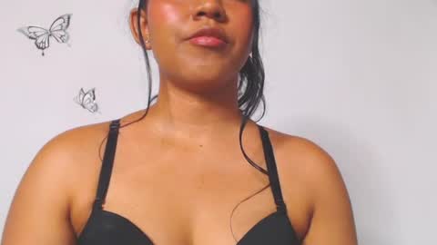 Snapshot of karla_boobs23 chatting on 1, 7, 2026 karla online show from 1, 7, 2026